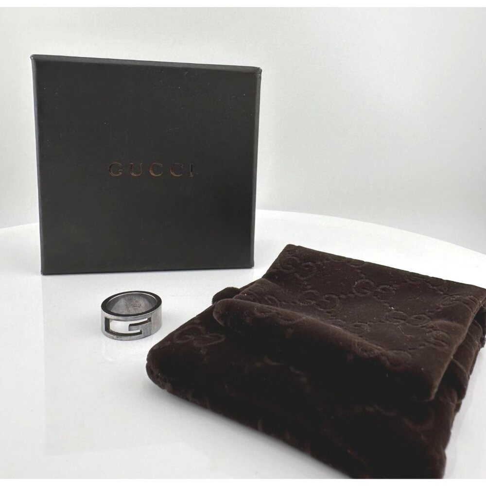 Gucci Abstract G Ring with GG Dust bag and Gucci Box - Size 4.25 - Picture 3 of 13
